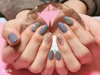 ミディアム カラー ネイル SINCERELY シンシアリー🌈のネイルデザイン