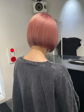 ショート カラー パーマ ヘアアレンジ メンズ キッズ ネイル マツエク・マツパ アイブロウ 艶ハイトーン/ヘア アレンジAYAKAのヘアスタイル