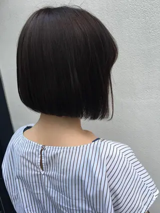 ミディアム カラー THE DAY所属・AKI HASHIMOTOのヘアスタイル