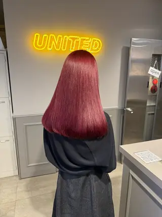 セミロング カラー ヘアアレンジ 顔まわりカット の達人のヘアスタイル