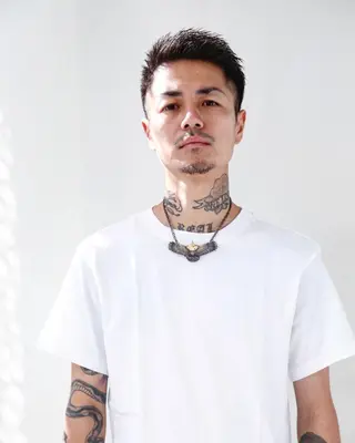 ショート メンズ 鈴木 一貴のヘアスタイル