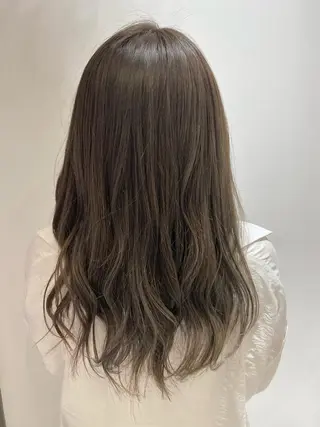 セミロング カラー 🐺ウルフ/レイヤー 似合わせ‎🤍沙羅のヘアスタイル