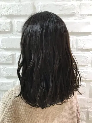 セミロング カラー 【暖色カラー特化】 中山由梨のヘアスタイル