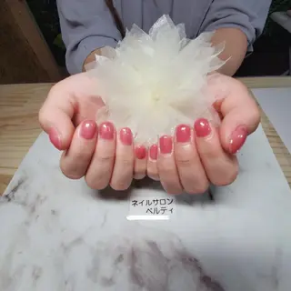 ネイル ネイルサロンベルティ .ひとみのネイルデザイン