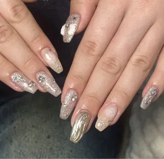 ネイル Tini ANA.CHUOのネイルデザイン