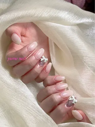ミディアム ヒエン NAILのネイルデザイン