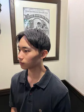 ショート ラヴィザバーバー所属・メンズカット オカムラリョウのヘアスタイル