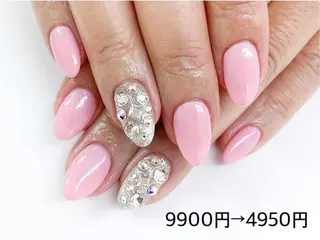 ネイル ネイルR新百合ヶ丘店所属・ネイルR 新百合ヶ丘のネイルデザイン