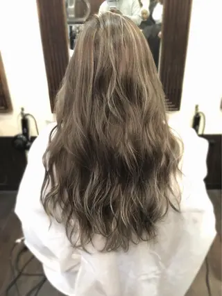 ロング カラー 韓国ヘア🤍髪質改善 🇰🇷AKANEのヘアスタイル