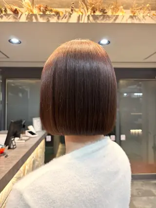 レイヤー✂︎ぷつボブ 艶カラー🤍noaのヘアスタイル