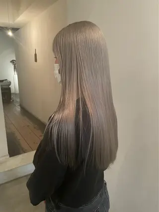 ロング カラー room3小出 奈央子のヘアスタイル