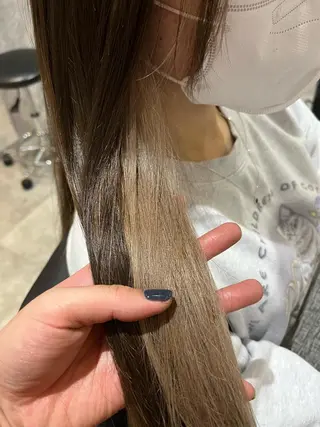 セミロング カラー 詩乃🎀ピンク 暖色系🫧レイヤーのヘアスタイル