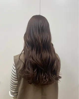 ロング カラー 【アクイール】やまだ みなのヘアスタイル