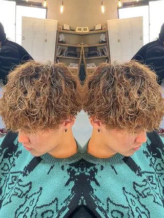 ショート パーマ メンズ シャドウパーマ/縦落 ちパーマ 大久保拓実のヘアスタイル