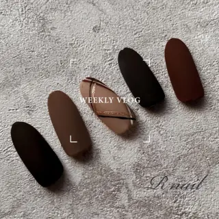ネイル R nailのネイルデザイン