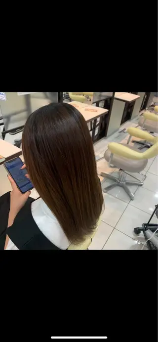 セミロング パーマ 🫧髪質改善・美髪 艶髪🫧ニタ シンゴのヘアスタイル