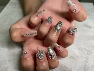 ネイル Roi〈ロワ〉 Minakoのネイルデザイン