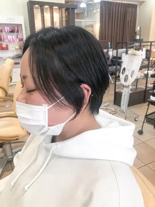 ショート 地毛風ストレート ⚡️下ノ村柊斗⚡️のヘアスタイル