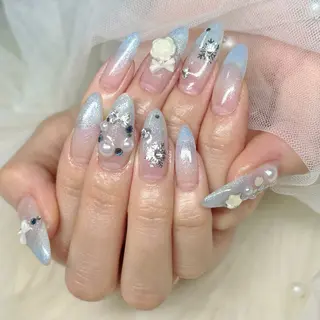 ネイル Yuna🩵 RE:N.Nailのネイルデザイン