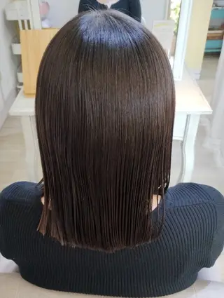 ミディアム amiu/カラー/ス パ🐰土井志歩のヘアスタイル