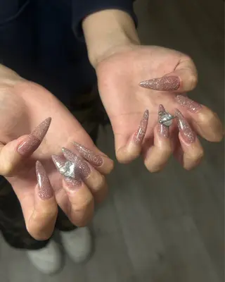 ネイル Haluca 長さ出し🍀のネイルデザイン