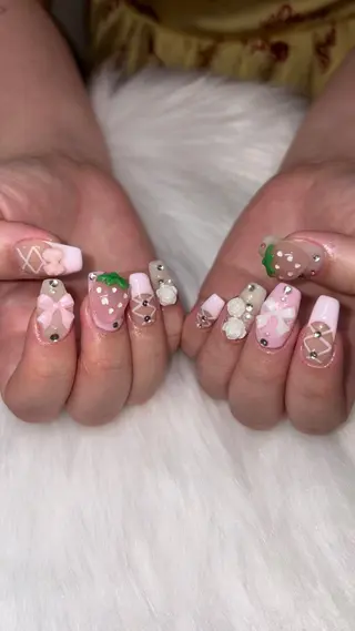 ネイル 👽個性派ネイル🎀 komachiのマツエク・マツパデザイン