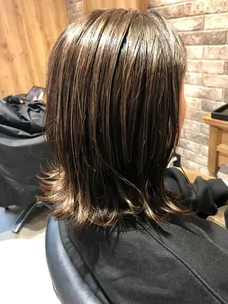 ミディアム 所渉/韓国レイヤー /ウルフカットのヘアスタイル