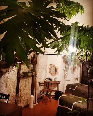 U_la所属・U_la [ウーラ] 片岡の眉毛・アイブロウイメージ