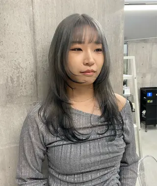 セミロング カラー ヘアアレンジ メンズ のん🎀ハイトーン/ レイヤーカット🐳のヘアスタイル