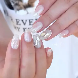 ネイル 大人可愛いネイル🎗 Hinaのネイルデザイン