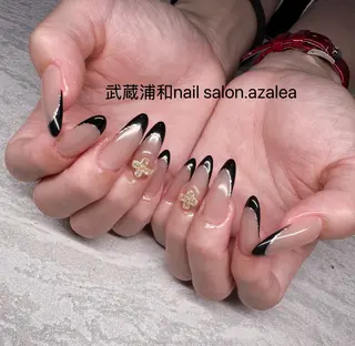 ネイル R inのネイルデザイン