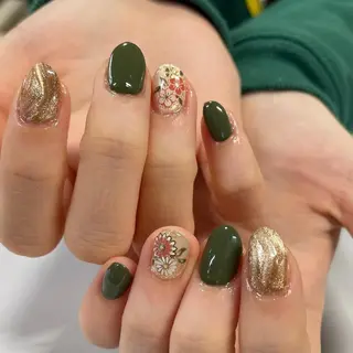 ネイル 奥園 良恵のネイルデザイン