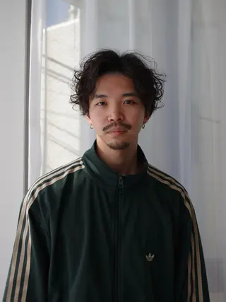 メンズ YinYang所属・川﨑 章弘のヘアスタイル