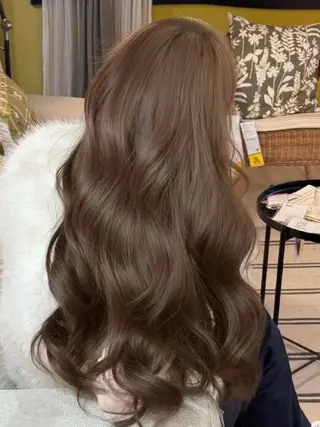 ロング カラー 透明感カラー🫧/ 髪質お悩み改善/みゆのヘアスタイル