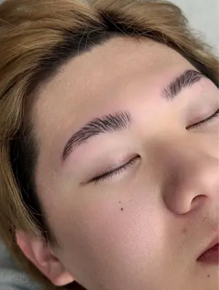 メンズ アイブロウ 林 彩睦の眉毛・アイブロウイメージ