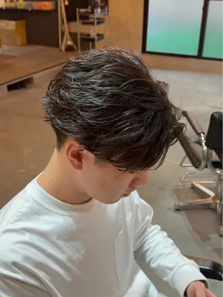 パーマ メンズ メンズサロン OVER町田店のヘアスタイル