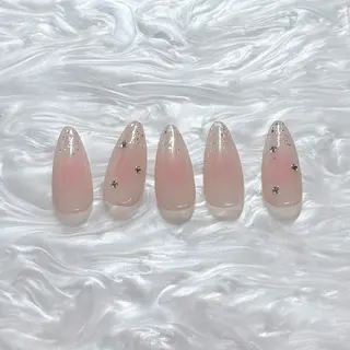 ネイル DIVAS beauty salon所属・DIVAS/ yuiのネイルデザイン