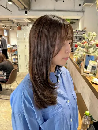 セミロング カラー 落合 眺 (オチアイ ノゾミ)のヘアスタイル