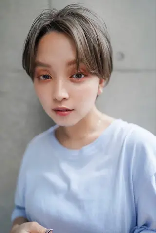 ショート カラー SALOWIN所属・MA Iのヘアスタイル