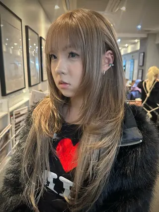 ロング ブリーチ・レイヤ ー特化🔥 ちかまるのヘアスタイル