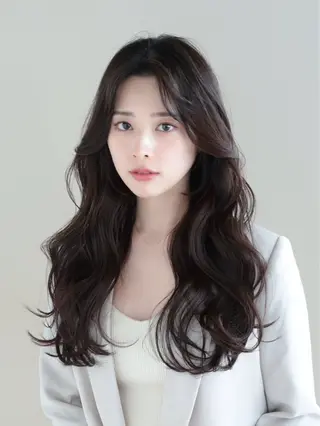 ロング カラー レイヤー/顔周り /透明感🩶高橋大のヘアスタイル