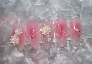 ネイル DOMI　NAIL 💅🏻のネイルデザイン