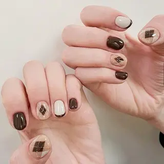 ネイル EMI ANA.CHUOのネイルデザイン