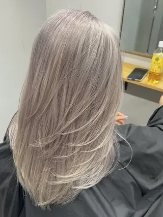 ミディアム カラー ✨【公式】 juhl.横浜✨のヘアスタイル