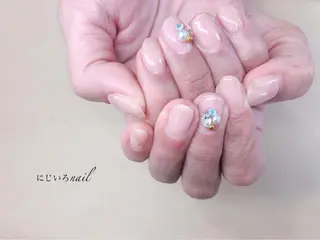 ネイル にじいろ nailのネイルデザイン