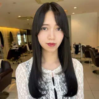 ロング モデル募集/カレン /レイヤーカットのヘアスタイル