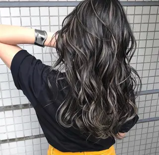 カラー レイヤーカット 早崎太生のヘアスタイル
