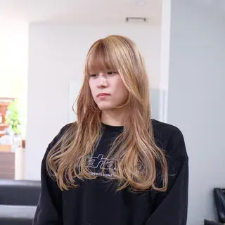 カラー Himena🎀 ハイトーン/デザインのヘアスタイル