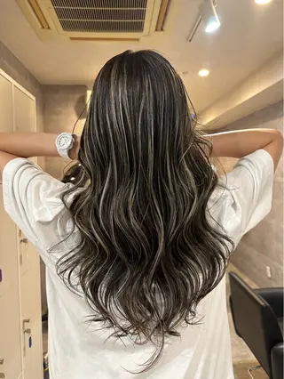 ロング カラー 💎夏葵 ハイライト /デザイン特化のヘアスタイル