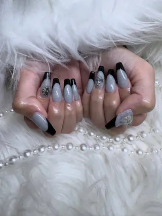 ネイル ꕤ︎︎牧野 麻衣ꕤ︎︎のネイルデザイン